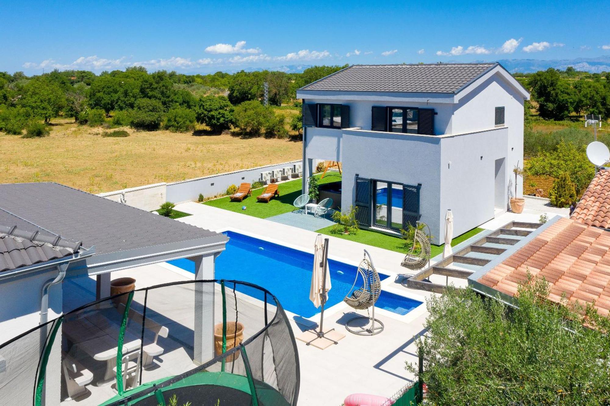 Artemis Holiday home *