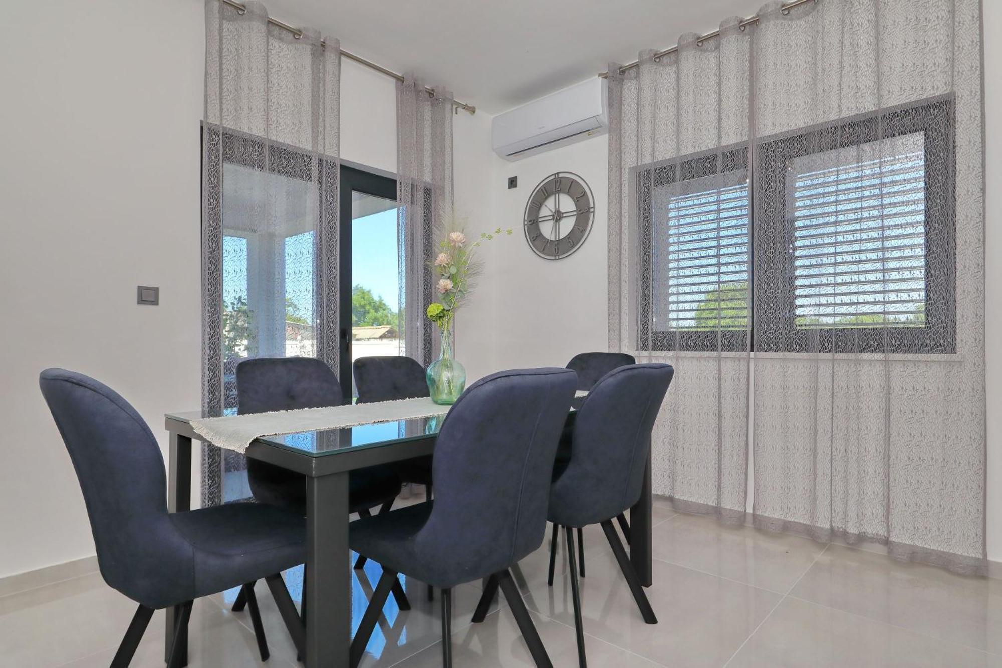Holiday home Artemis Zadar